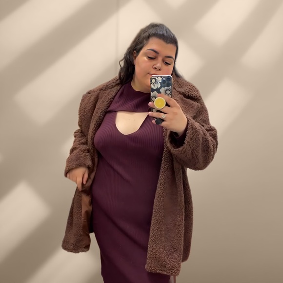 Meet Your Posher, Raffela ✨ - Picture 3 of 10